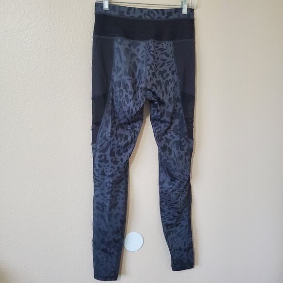 Lululemon Animal Swirl Deep Coal Light Black Just Breathe Pant - Picture 6 of 8